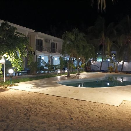 Exotica Sense Aparthotel Flic-en-Flacq Exteriör bild