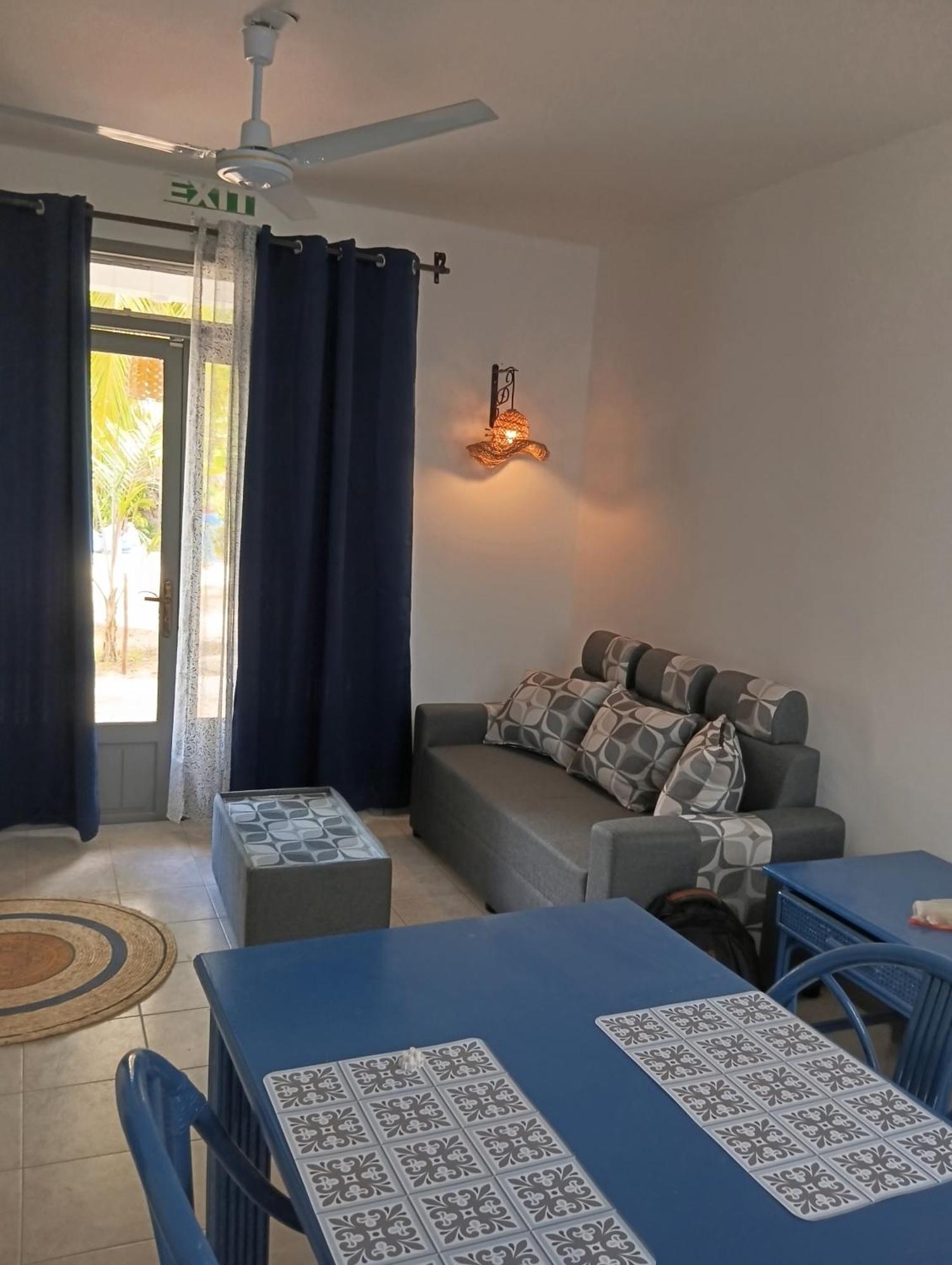 Exotica Sense Aparthotel Flic-en-Flacq Exteriör bild
